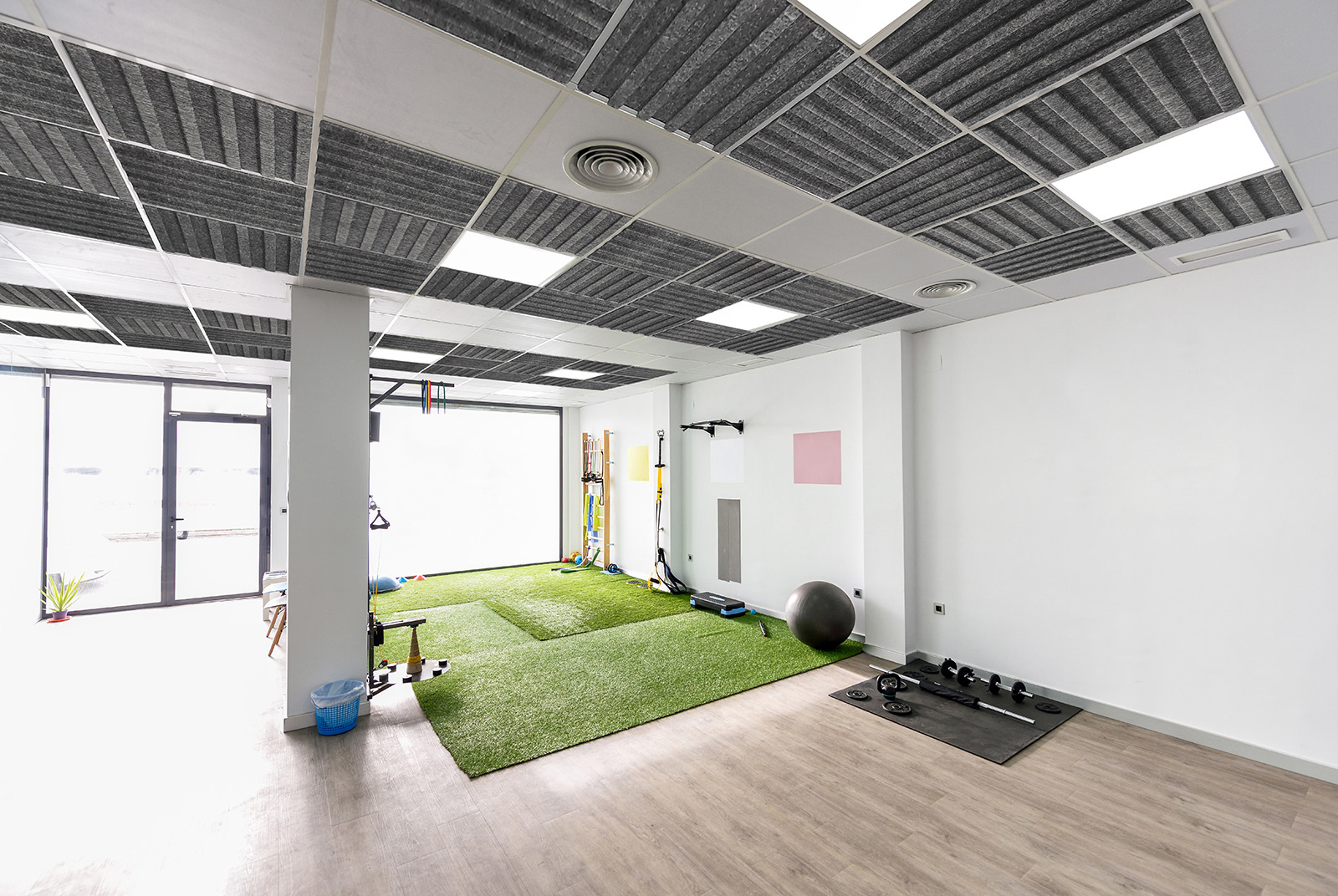Palestra-abbassamento-soffitto-SkyTop-leggero-acustico-isolante-termico